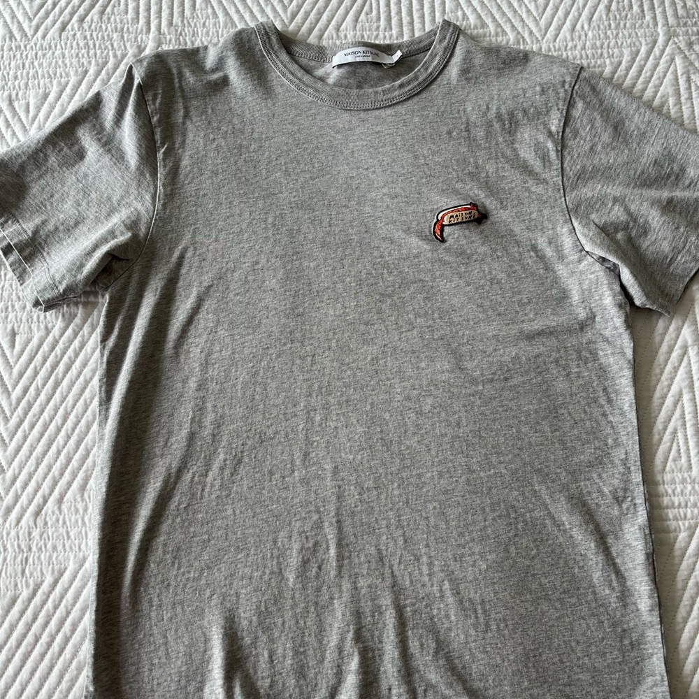 Maison Kitsune gray unisex S hot dog tshirt